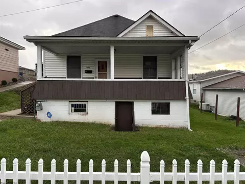 8250 Southern Ave, Stonewood, WV 26301