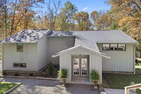 139 Sandy Acres Dr, Bruceton Mills, WV 26525