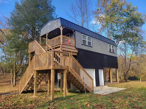 1894 Hood Ave, Shinnston, WV 26431