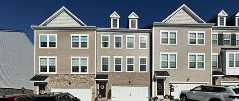 23 Dover Ct, Bridgeport, WV 26330