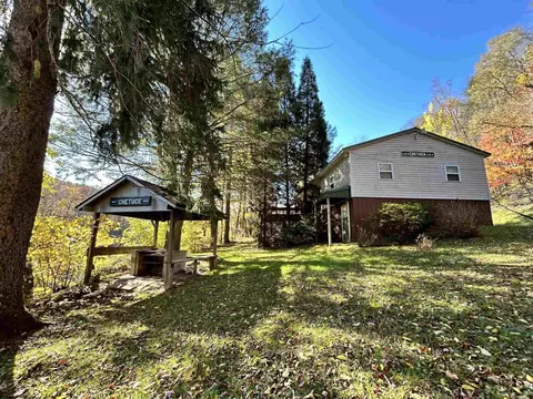 10576 Cheat Valley Hwy, Parsons, WV 26287