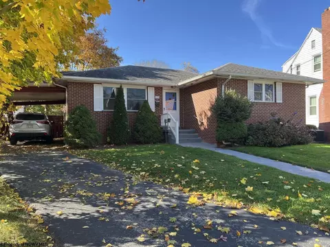 148 Hall St, Clarksburg, WV 26301