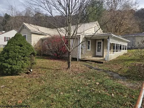 43 S Fittro St, Clarksburg, WV 26301