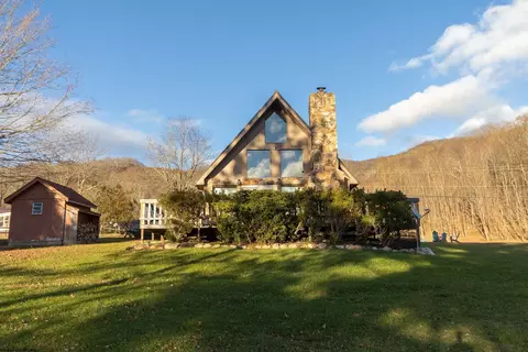 26 Turkey Foot Ln, Dryfork, WV 26263