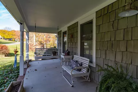 30 Cedar Ln, Bridgeport, WV 26330 photo 8
