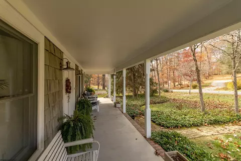 30 Cedar Ln, Bridgeport, WV 26330 photo 10