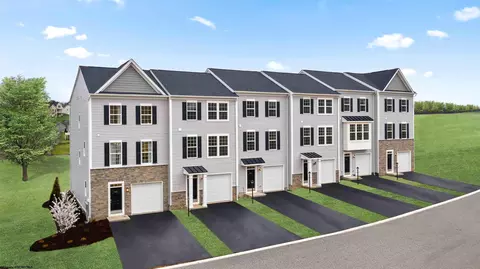 727 Mulligan Ct, Maidsville, WV 26541