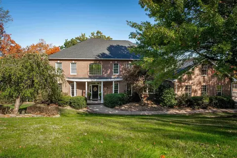 3910 Westlake Dr, Morgantown, WV 26508