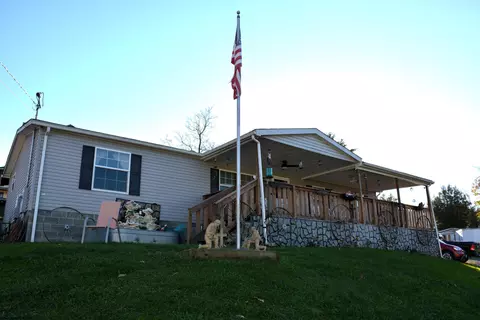 202 Brooklyn Ave, Weston, WV 26452