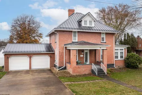 301 W South Main St, Carmichaels, PA 15320