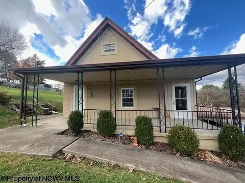 2345 Miller Ave, Fairmont, WV 26554