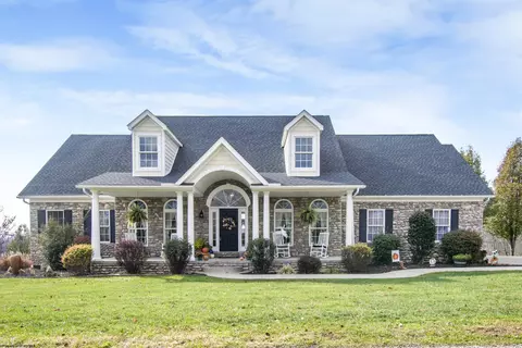 15 Garden Ln, Morgantown, WV 26501
