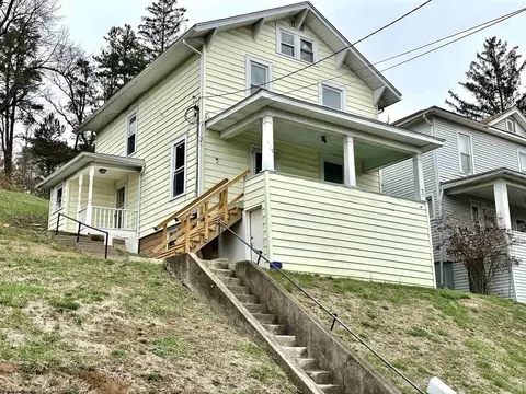 197 Magnolia Ave, Clarksburg, WV 26301