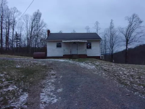 720 Fairview Rd, Independence, WV 26374