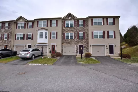 40 Barrington Ct #107, Bridgeport, WV 26330