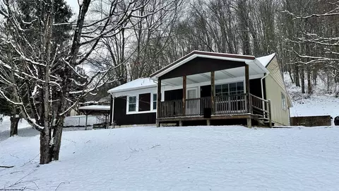 21 Wild Grape Ln, Elkins, WV 26241