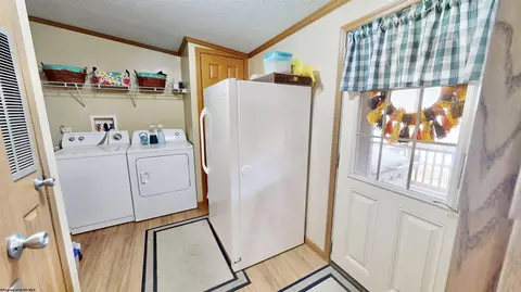 911 Simpson Rd, Flemington, WV 26347 photo 20