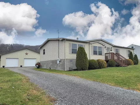 911 Simpson Rd, Flemington, WV 26347 photo 2