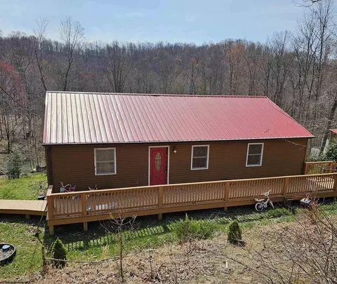 6531 Lake Lane Rd, Heaters, WV 26627