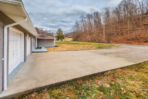1684 Daybrook Rd, Fairview, WV 26570 photo 31