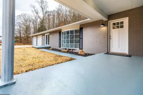 1684 Daybrook Rd, Fairview, WV 26570 photo 7