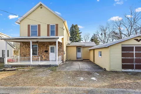 7 Plum St, Masontown, PA 15461