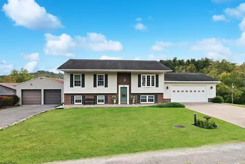 46 Swisher Ln, Fairmont, WV 26554