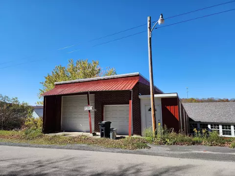 Exterior - 94 Brown St, Thomas, WV 26292 photo 3 of 4