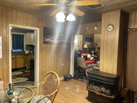 Entry Way - 230 Thomas Ave, Davis, WV 26260 photo 2 of 6