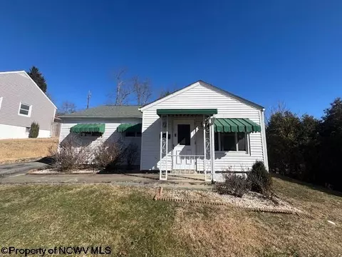 1209 Woodland Cres, Fairmont, WV 26554