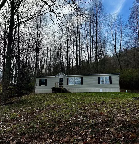 246 Featherbed Rd, Walkersville, WV 26447
