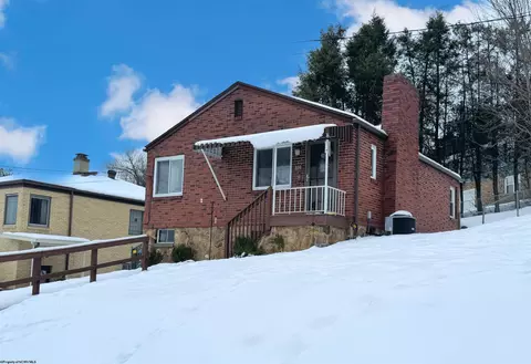 109 Garfield Rd, Clarksburg, WV 26301
