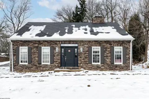 624 Vista Pl, Morgantown, WV 26505