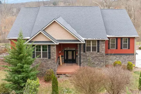 115 Jewel Dr, Morgantown, WV 26508