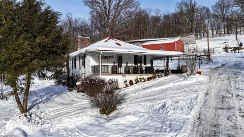 178 Dean Dr, Fairmont, WV 26554