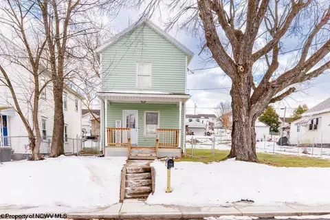 512 Kentucky Ave, Nutter Fort, WV 26301