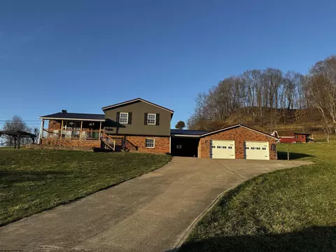 4678 Clarksburg Rd, Buckhannon, WV 26201