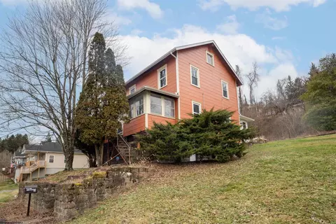 1113 Sabraton Ave, Morgantown, WV 26505