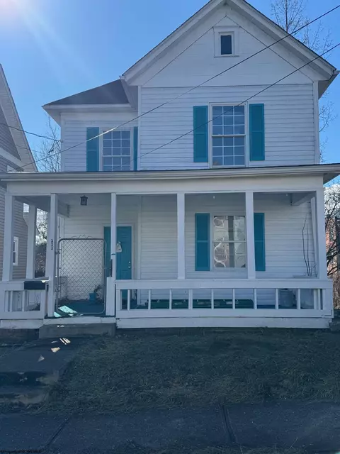 311 Stealey Ave, Clarksburg, WV 26301