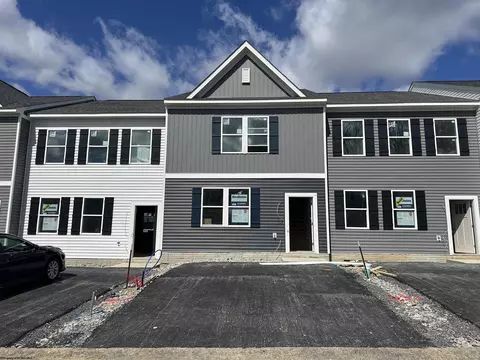 743 Mulligan Ct, Maidsville, WV 26541