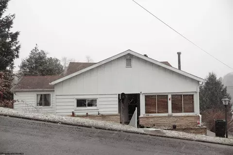 115 Hartman St, Kingwood, WV 26537
