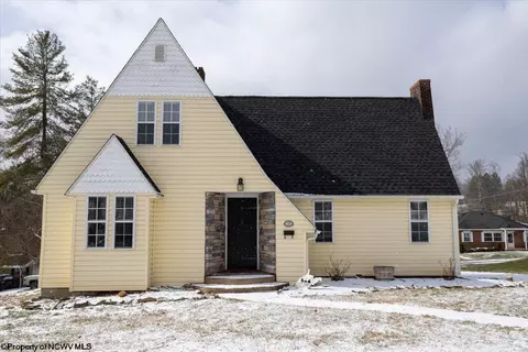 115 Avondale Rd, Fairmont, WV 26554