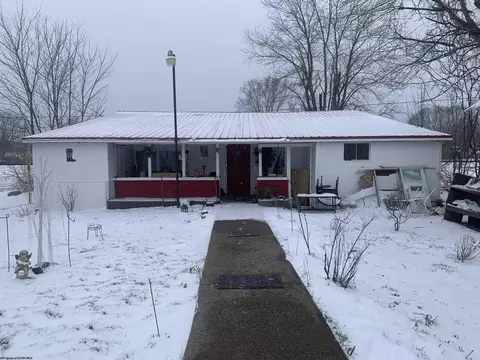 386 Morton Ave, Buckhannon, WV 26201