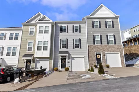 145 Inlet St, Morgantown, WV 26508