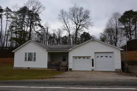 6233 Pike Rd, Saint Marys, WV 26170