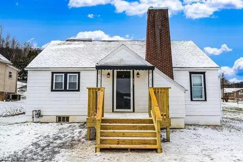 403 Cook St, Barrackville, WV 26559