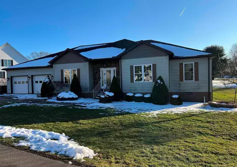 135 Springbrook Ln, Buckhannon, WV 26201