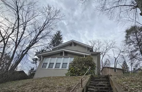 933 Willey St, Morgantown, WV 26505