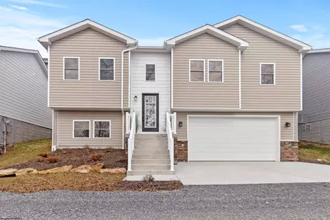206 Josephine Dr, Morgantown, WV 26508