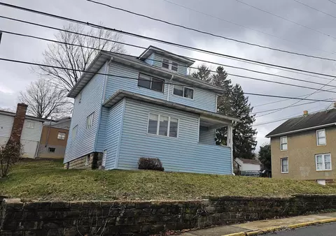 229 Cornell Ave, Morgantown, WV 26505